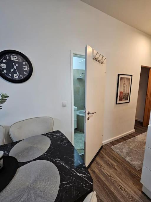 Affordable Suite In Vienna'S Hotpoint Dış mekan fotoğraf